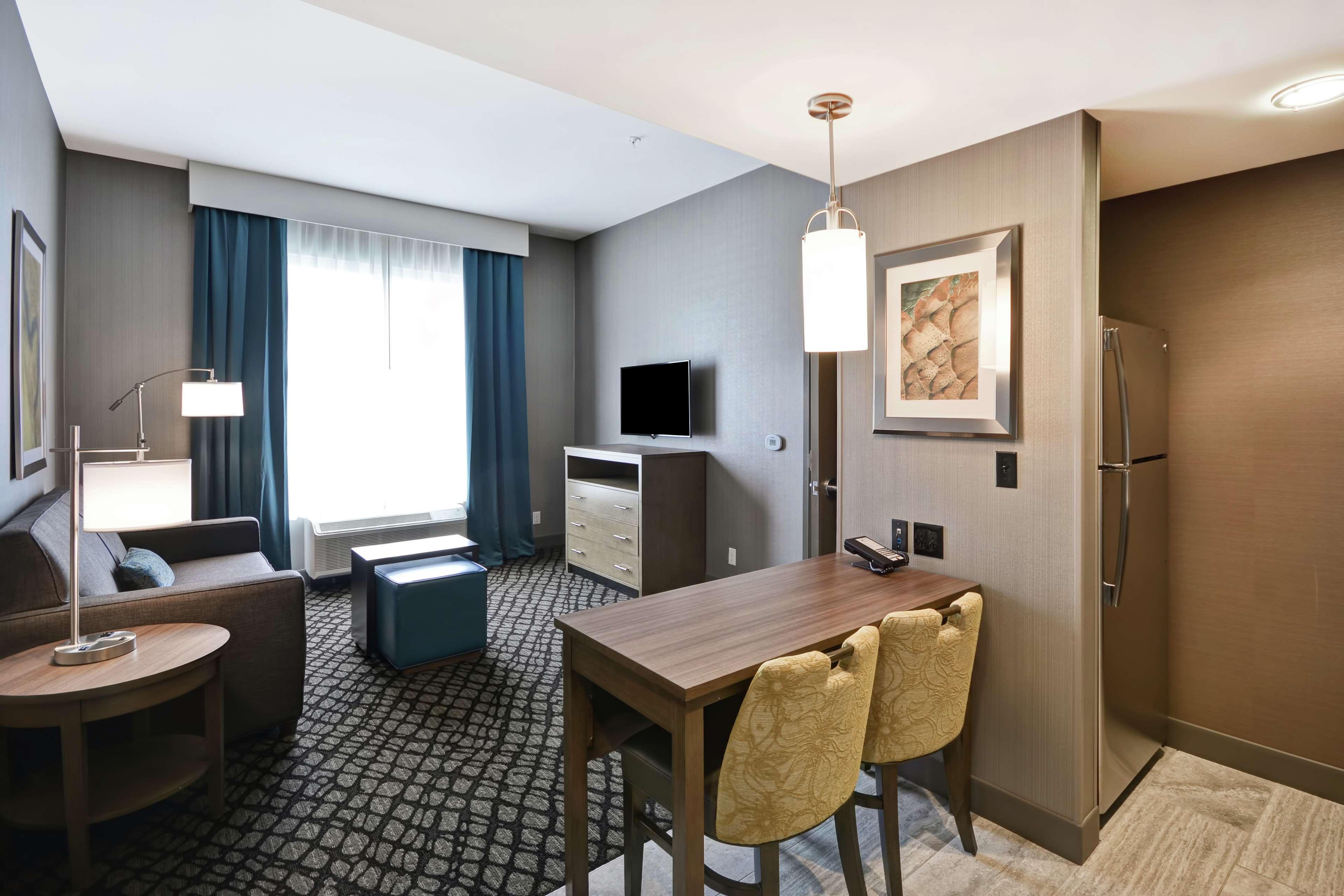 Homewood Suites By Hilton Warren Detroit Exterior photo