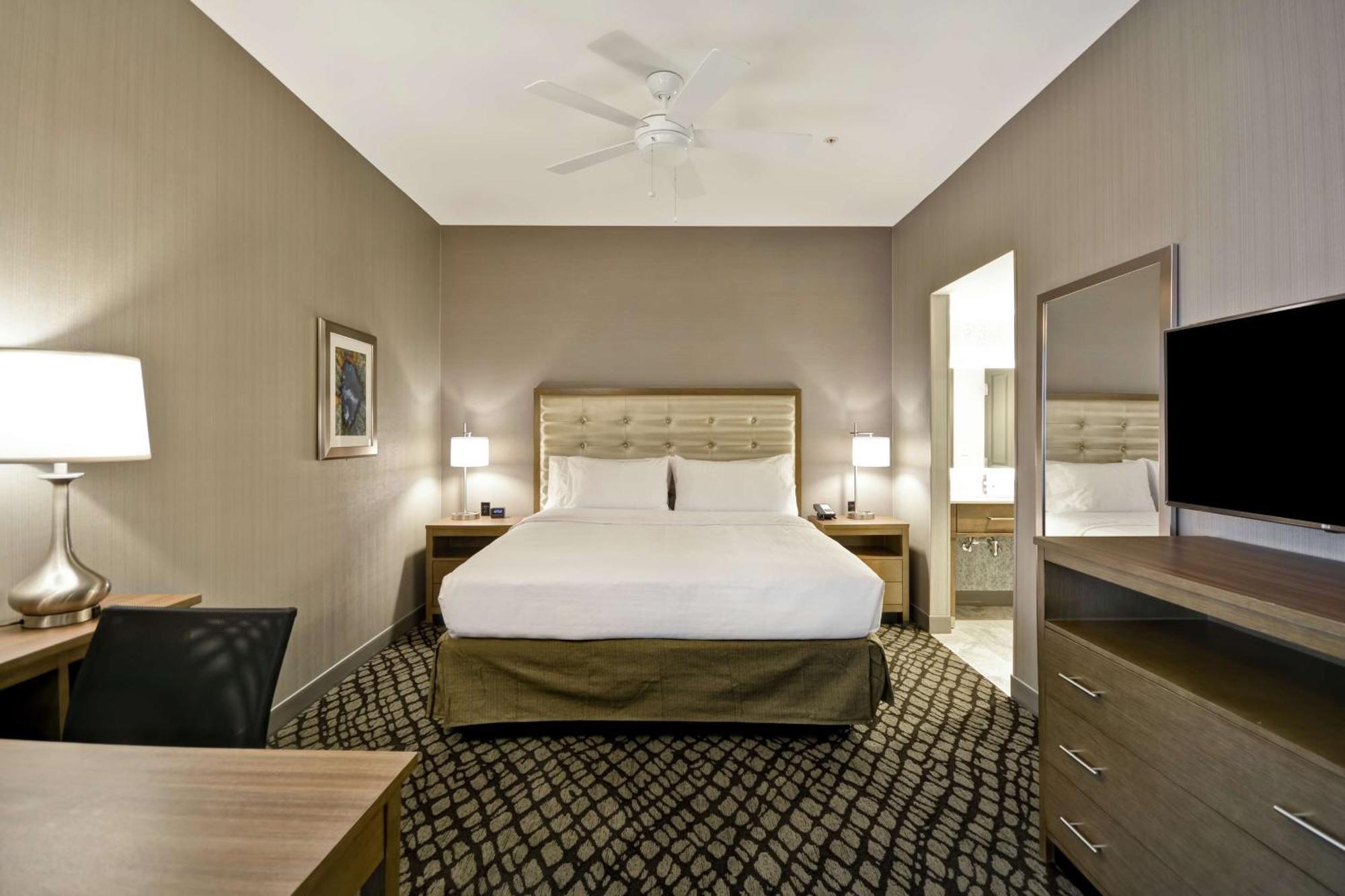 Homewood Suites By Hilton Warren Detroit Exterior photo